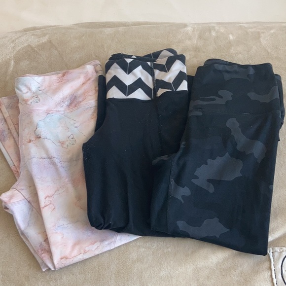 ❌❎ not for sale❎❌ 3pair of yogapants and Capri! Free gift 🎁 - Picture 2 of 11